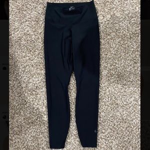 Nike dri fit leggings